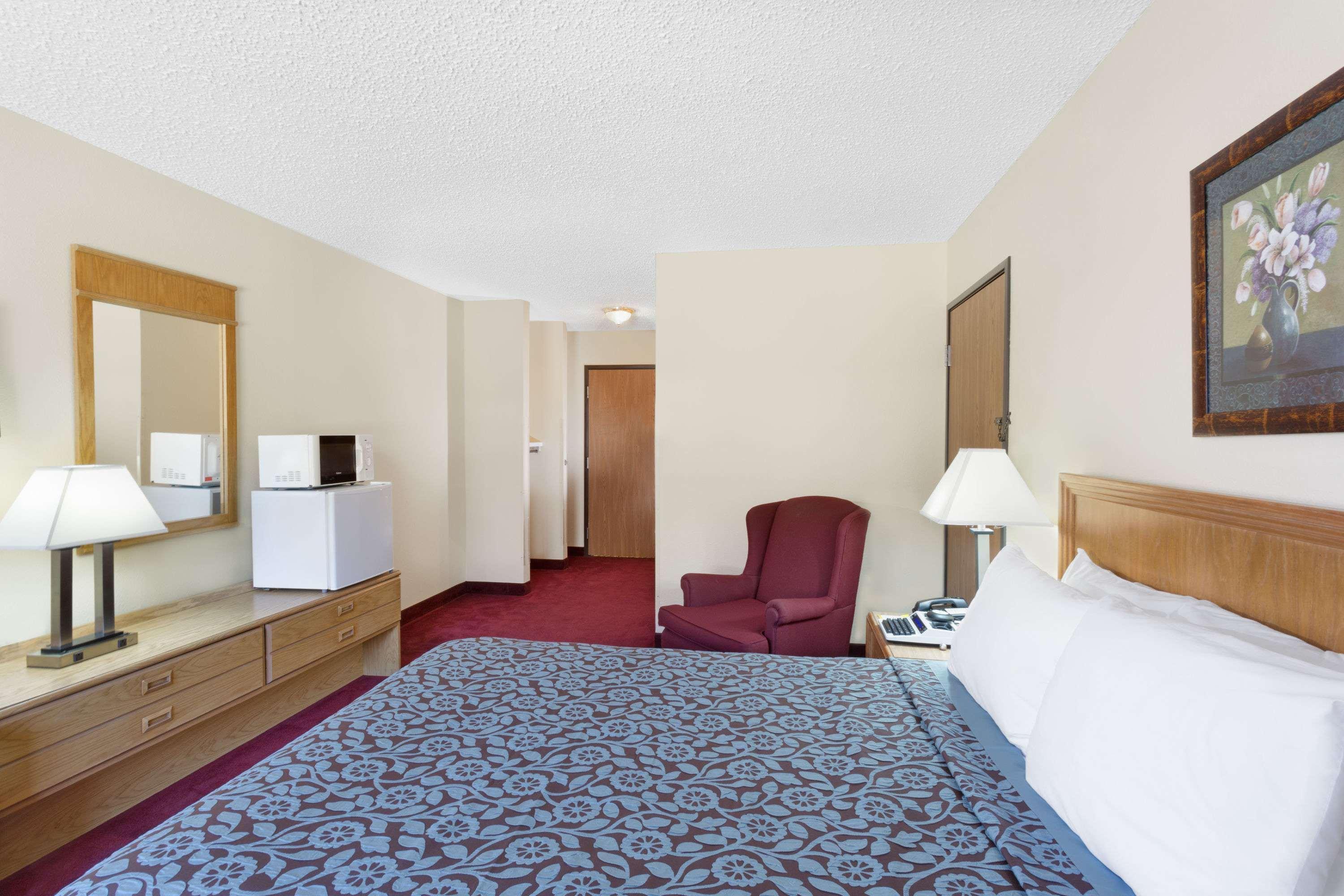 Days Inn By Wyndham Jackson מראה חיצוני תמונה